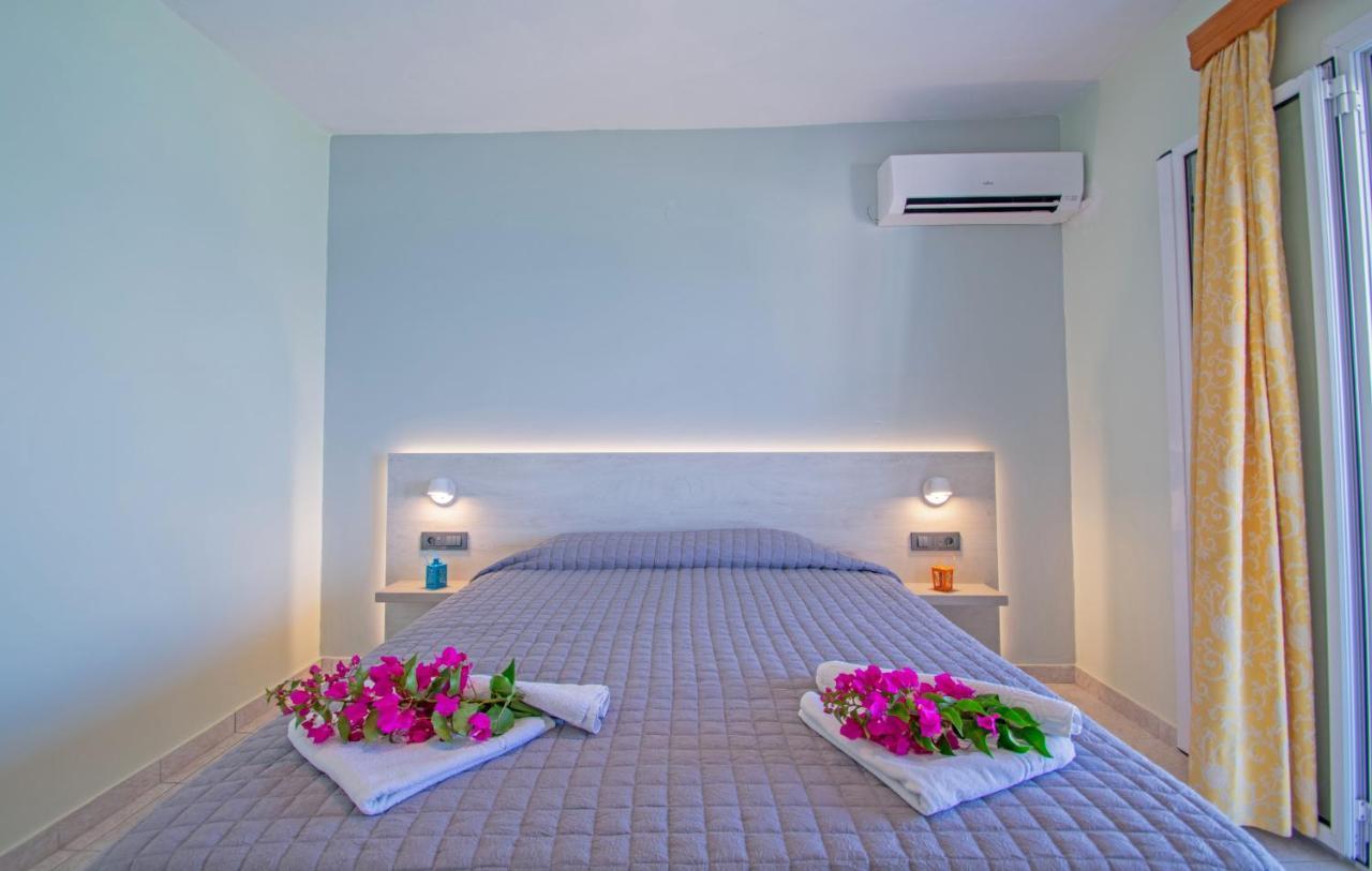 Baywatch Apartments On The Beach By "Elite" Amoudi Exterior foto